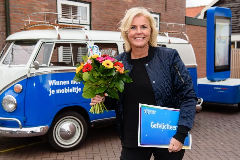 stockfoto vriendenloterij ambassadeur irene moors