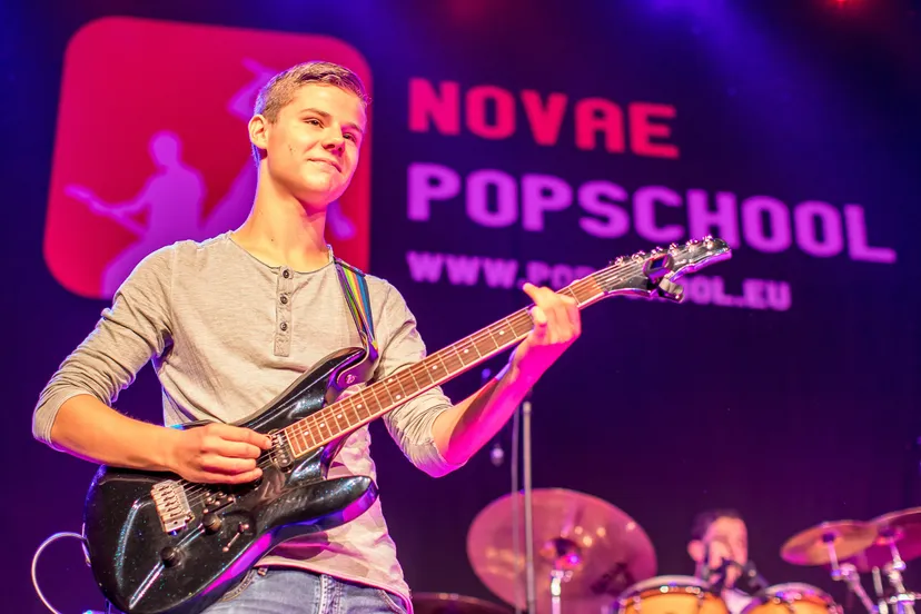 ted walker piu17 novae popschool245311