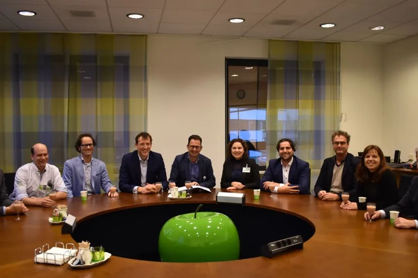 ziekenhuis gelderse vallei en menzis sluiten meerjarenovereenkomst voor 3 jaar