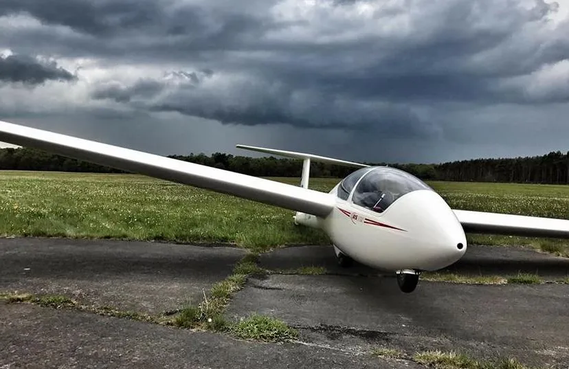 zweefvliegtuig facebook