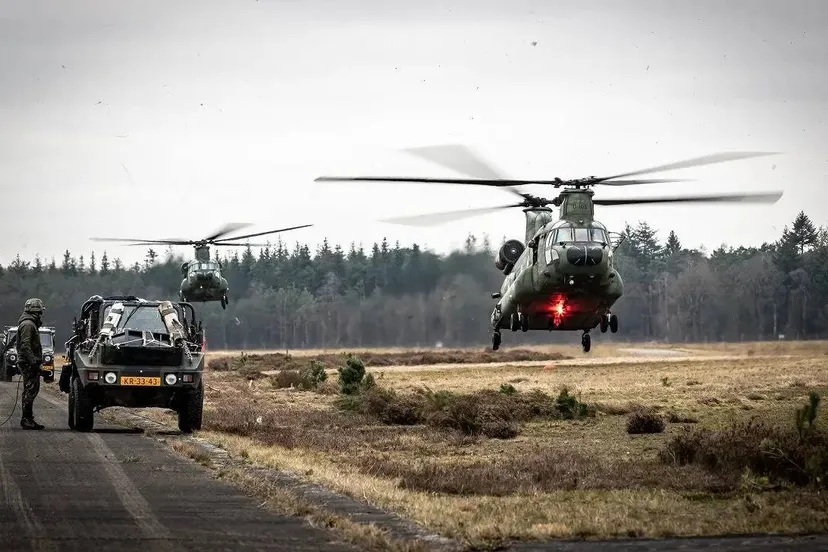 helicopter oefening bij deelen 926857a68bjpg