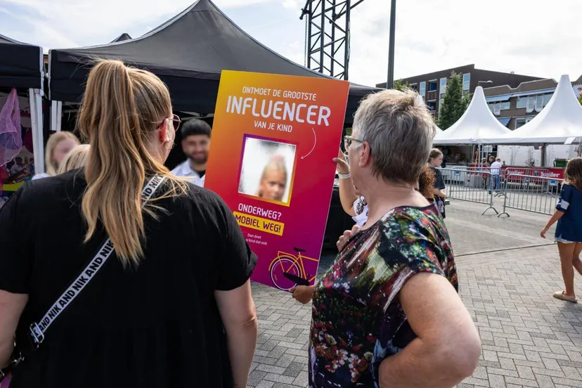 MONO - Influencer van je kind (VVN) foto 1