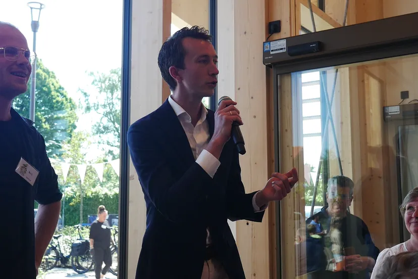 wethouder Van der Schans vlcsnap-2026-05-16-21h05m15s130