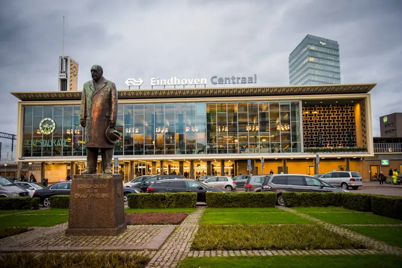200114-2047-Eindhoven Centraal