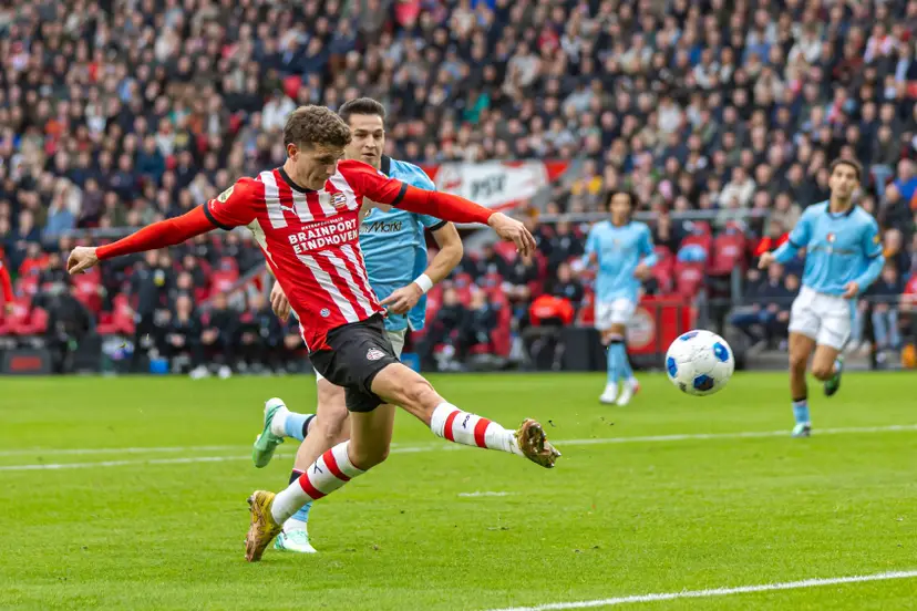 261025 31947PSV Feyenoord