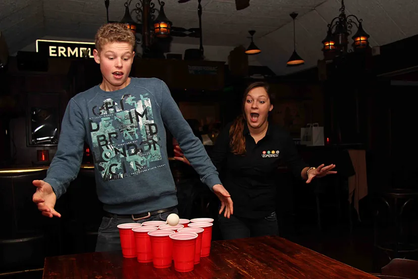 03en beerpong