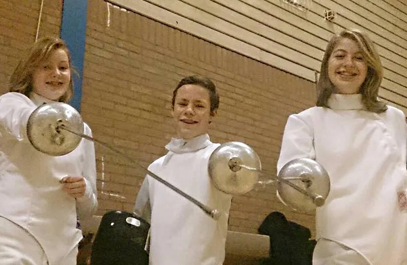 04en fencing