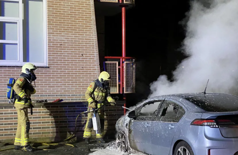 12en autobrand