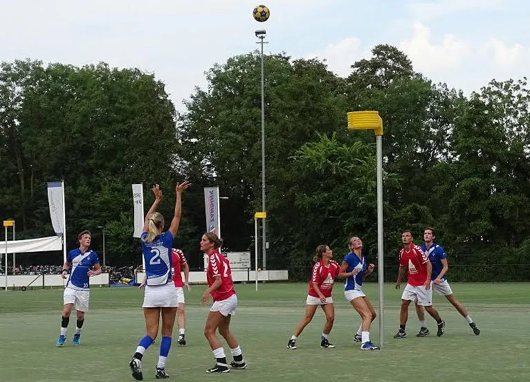 12en dindoa kampioenen