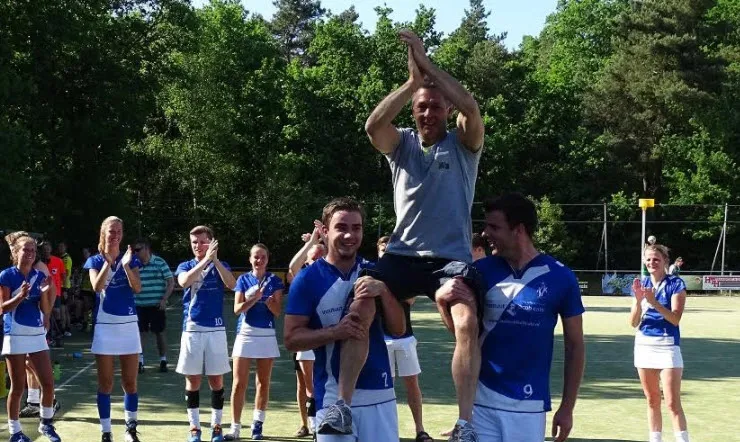 21en dindoaschouders