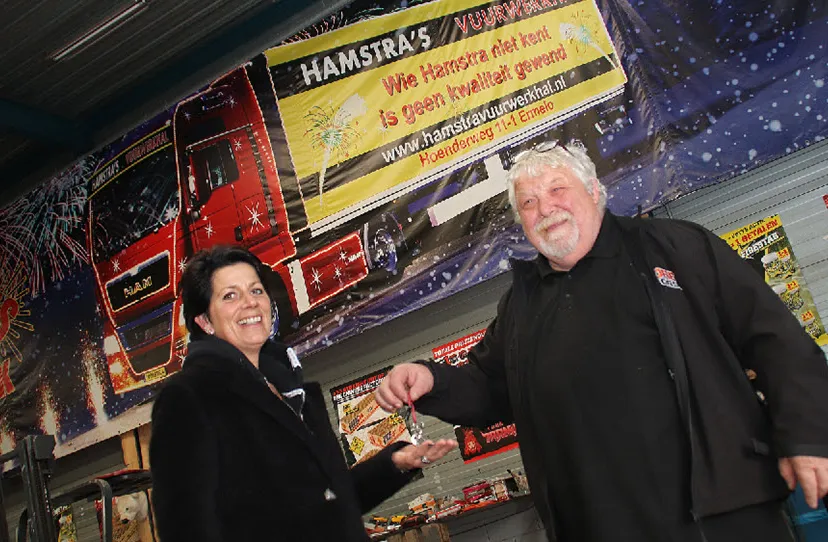 44en ermelovuurwerkhal