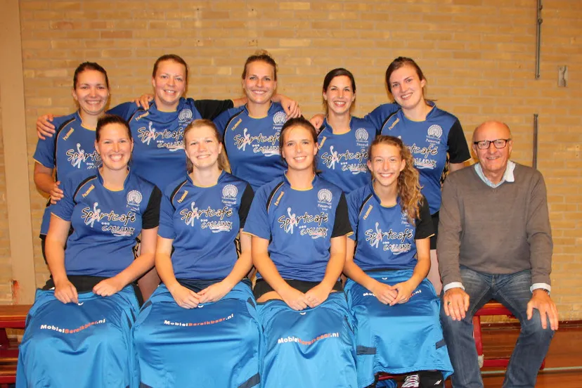 45en pauwervoll dames