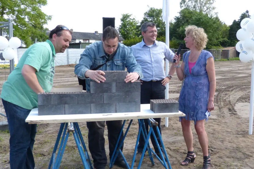 adiw2qg4x9qujlea7tgr077ur 21en start bouw