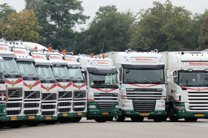 aza5ctpvr5s9w7pmdhwjlve7t 19en tomassen 4 foto