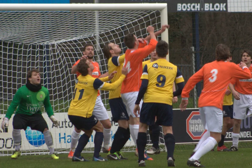 c9g16u9upgb7dow94jv42vrgk 05en nsc horst3