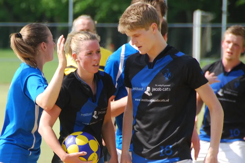 dkmo1pemzaog3dewk6rtcnvdj 22en dindoa3