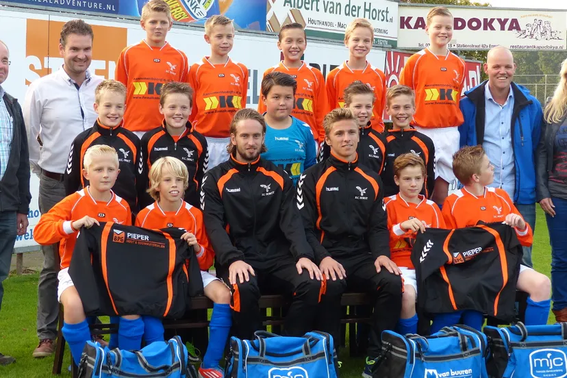 fj1or68p6p53prxdn3zssfr77 44en fc horst sponsors