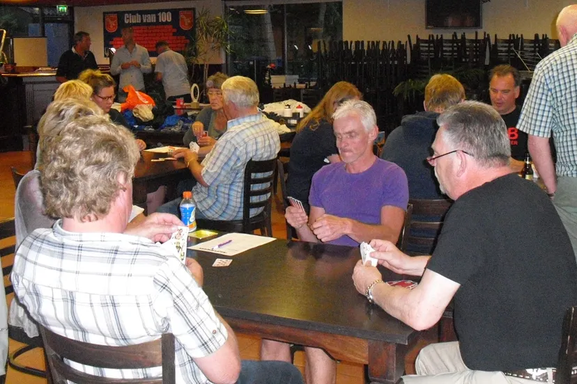 hkaw2wts1tp9ohh9lbx5xv365 50en klaverjassen