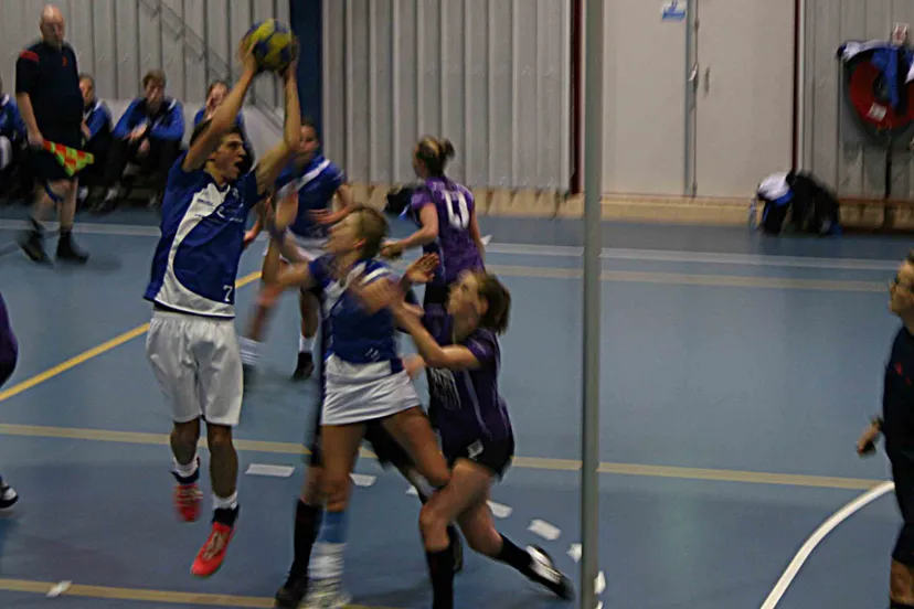 hubokb20fo94tiw7depxrflxb 51en dindoa