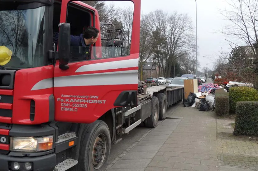 io7kj8k9ufv08r0376kjng52t 06en present 2