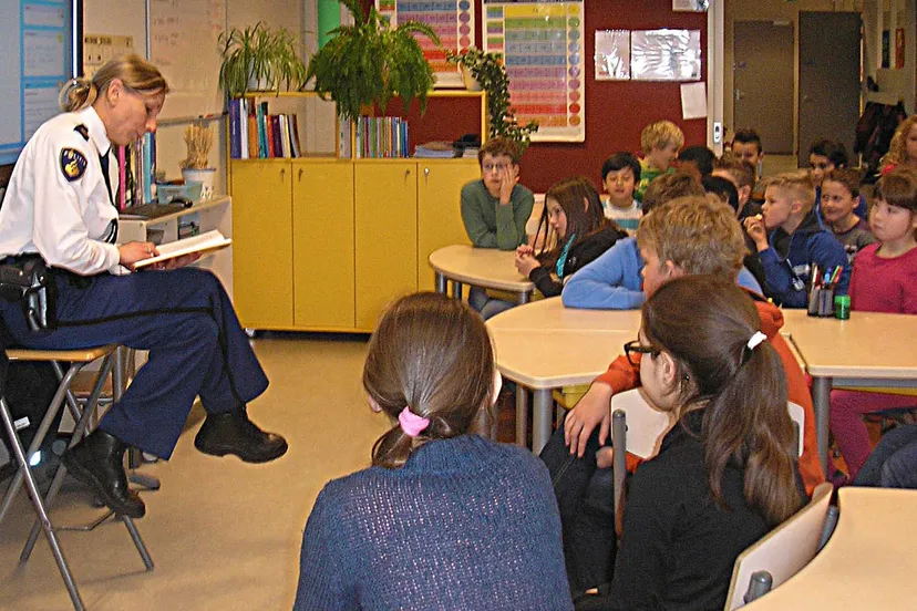 k69mmzccv3fndzz4lz59riqhh 04en minou