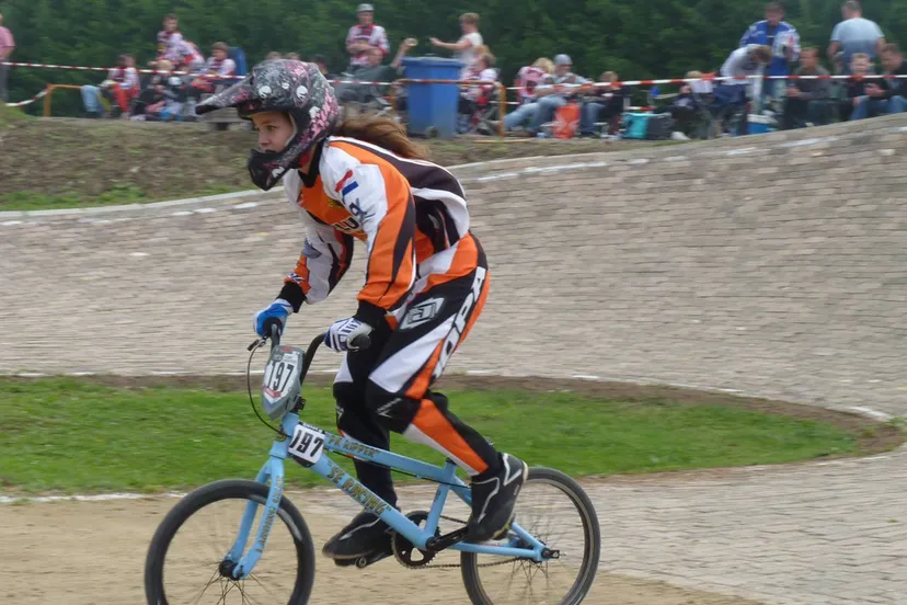 me5m8lvvjw8k6q5gzxiq676ay 39en fietscross