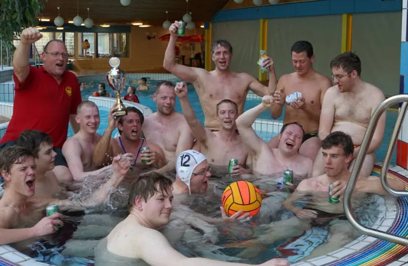 mewocexzkle1q5webw4og78l1 16en zew 1