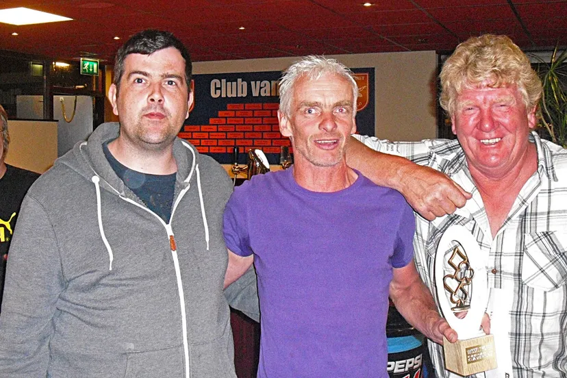 p7nmrpic0hoknkt45eikx66ce 27en klaverjassen