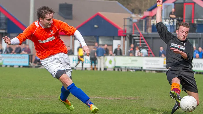 plez6a8bz1f06smoc9u04e9am 15en horst 1 kopie