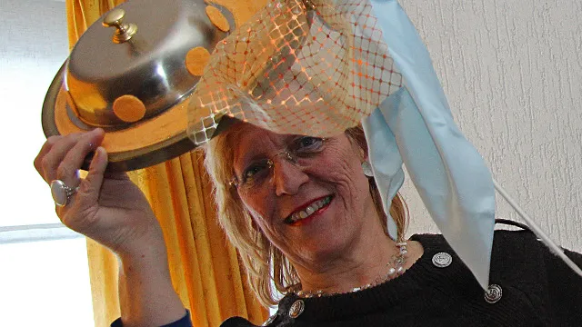 qf1b5edchyz2ir761o5mjf8pl 44en herma