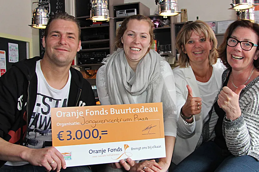 qkymg4yoa9qsaya24asluf0da 20en buurtcadeau