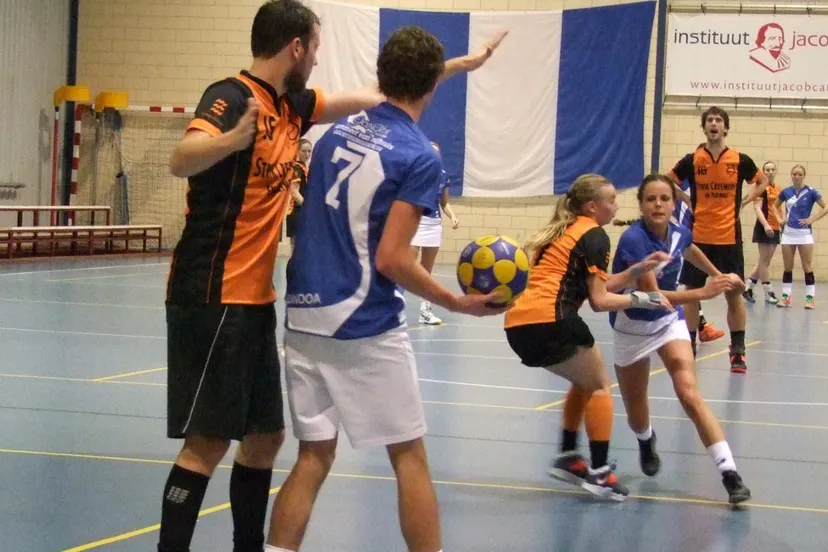 r0394iyu1h34x5lrkl7r6sg14 47en dindoa verliest