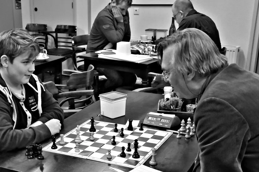 ri1rd54n9ojcc989jt47vladz 51en vsg z