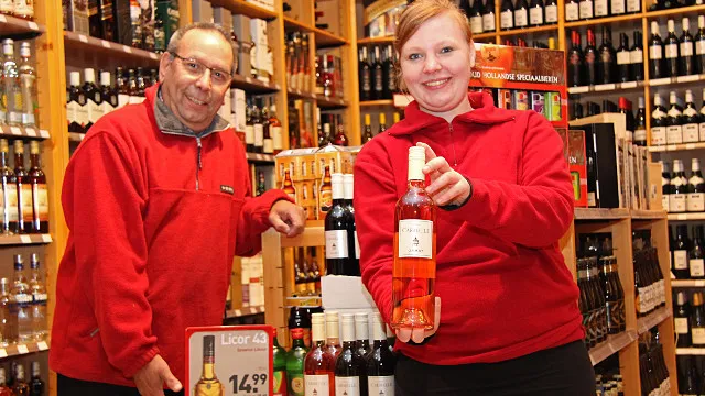 suxi27p6sfyccci55muwatgaa foto uw topslijter kopie