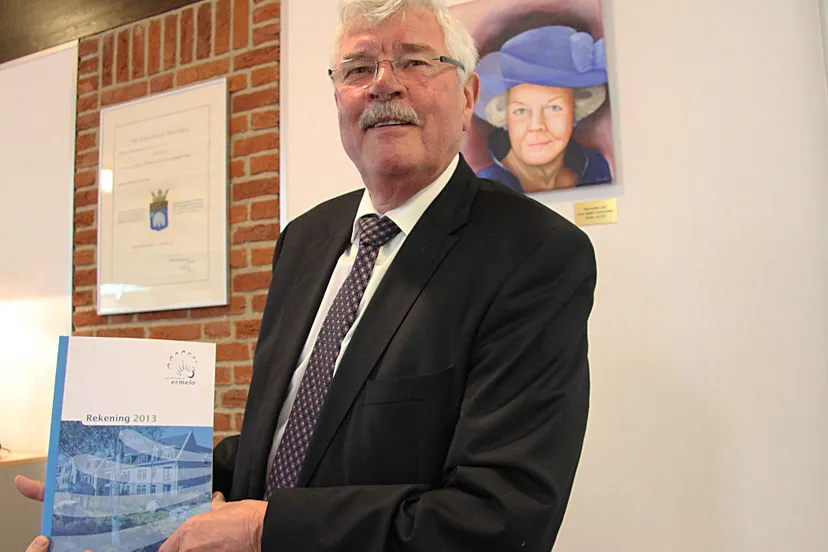 tzdmmthcxbhver2z5i423wt25 17en rekening