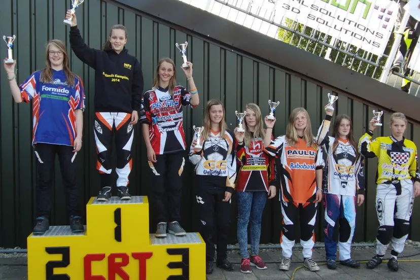 umk1hlep8rzhdy8whf6otgh5z 41en fietscross