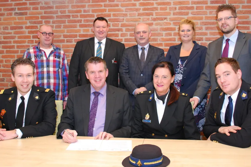 yekodulim2cngubk5ev5nq9mj 10en ondertekening