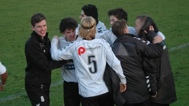 yvgkxz0grxmi97hwggav8zh1l 51en efc1