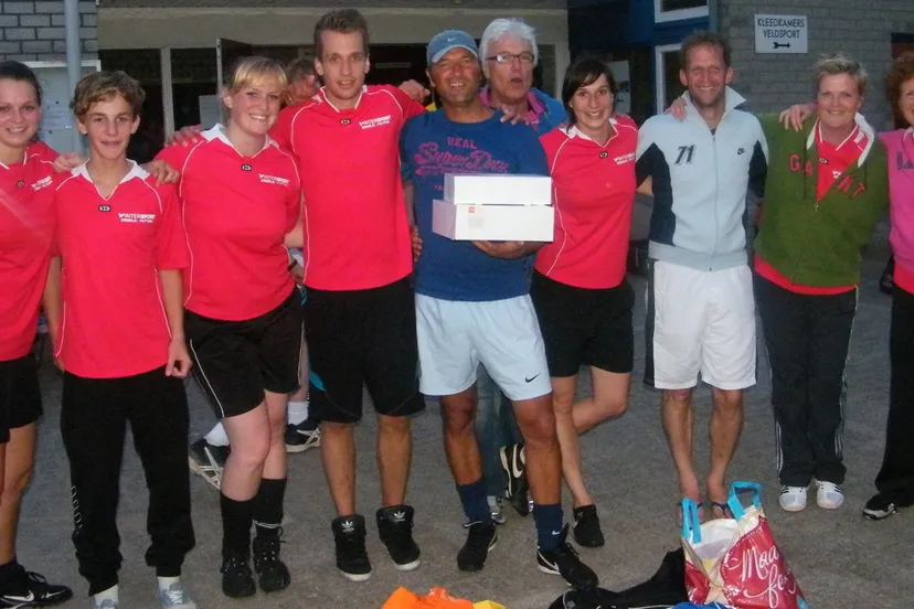 yyf0uvkcxeyf6b2f733cjwen1 20en stratenkorfbal