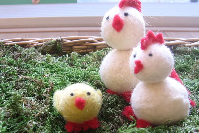 zt12zwhi8ooc8i026bed22j94 16en paaskuikentje