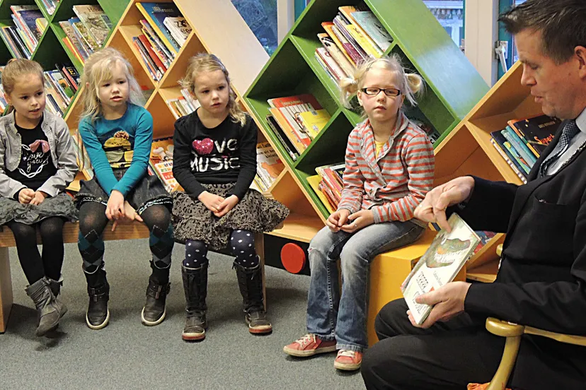 zvthc62tgp3mzwmnlc1l28jjq 04en mschool 1