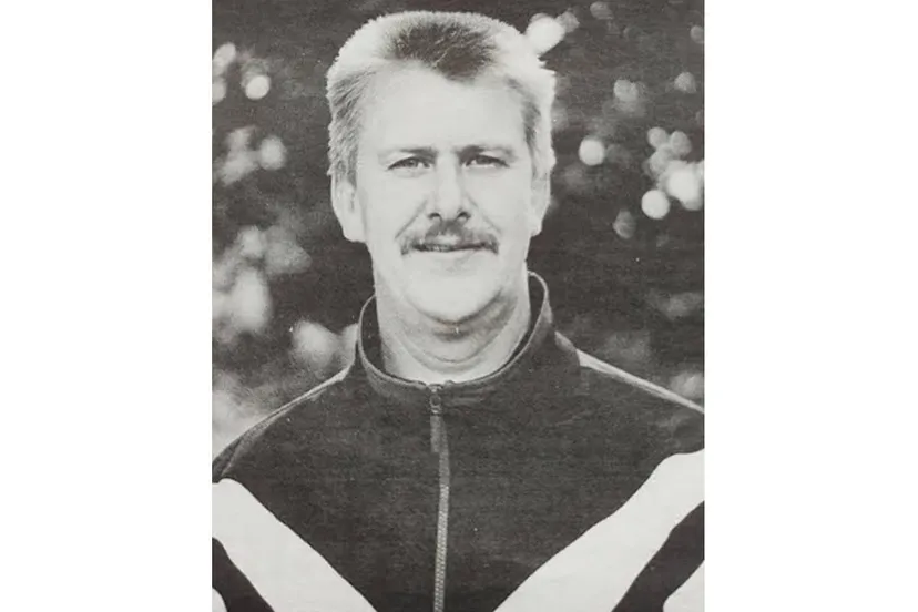 04en oudedoosgerbrand