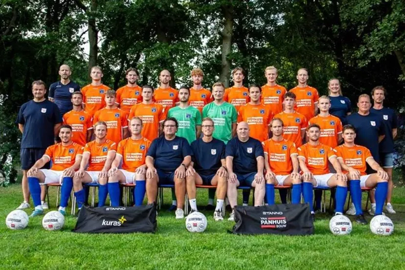 44EN FCHorstElftalfoto2025