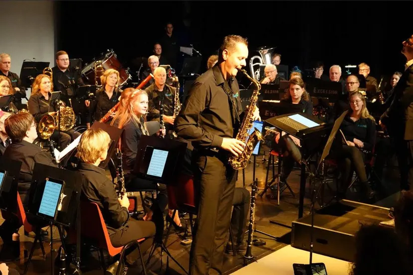 46EN NajaarsconcertExcelsior