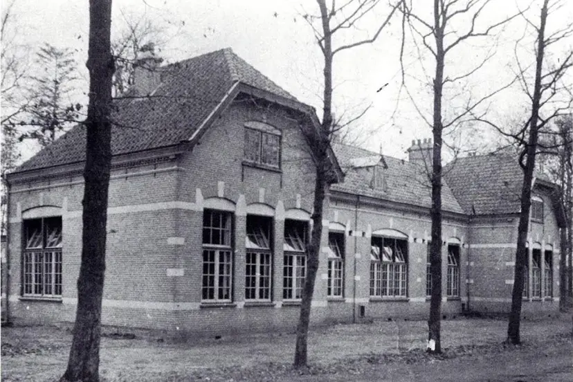 35EN OudeSchool