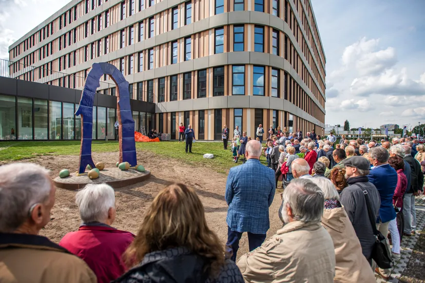 090919 onthulling kunstwerk amphia 002