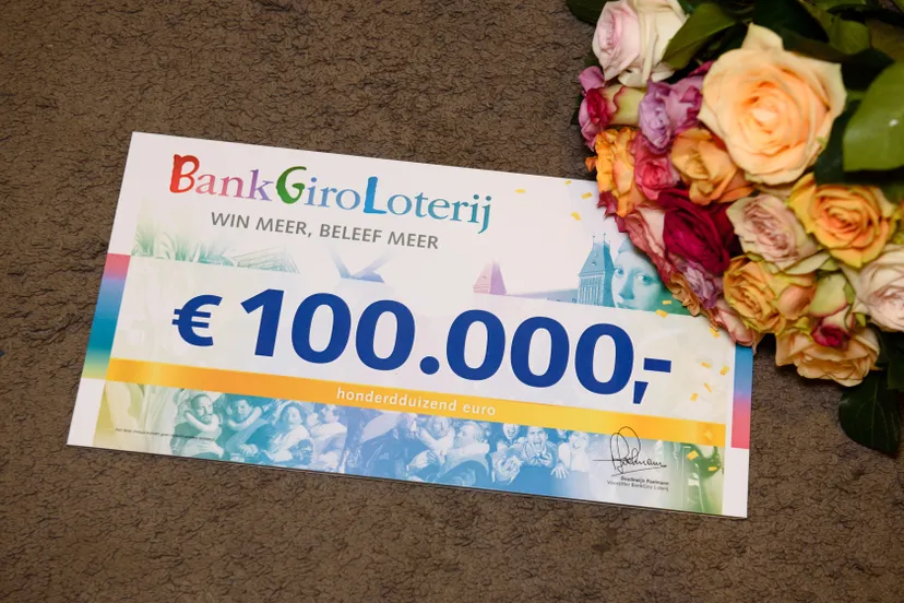 2 100000 euro cheque bankgiro loterij