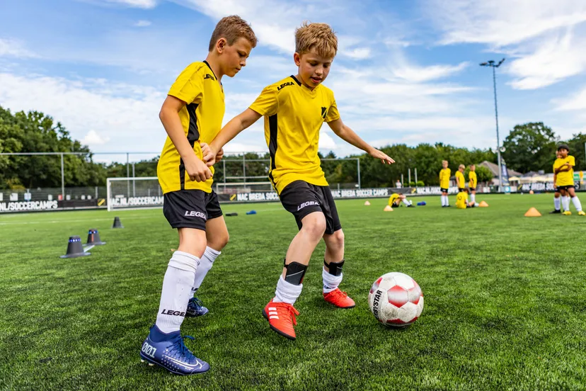 foto nac voetbalschool