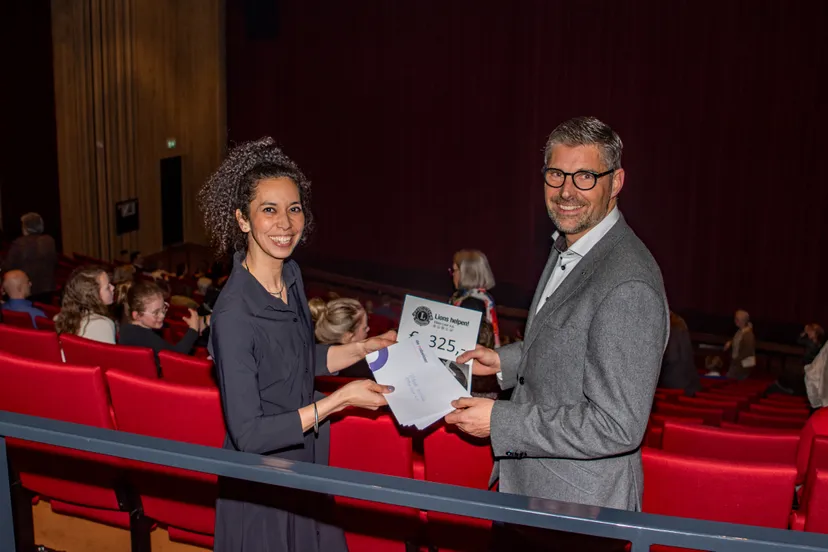 lions maken theaterbezoek mogelijk cad van den wijngaart