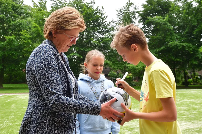 opening kunstgrasveld de grient 1